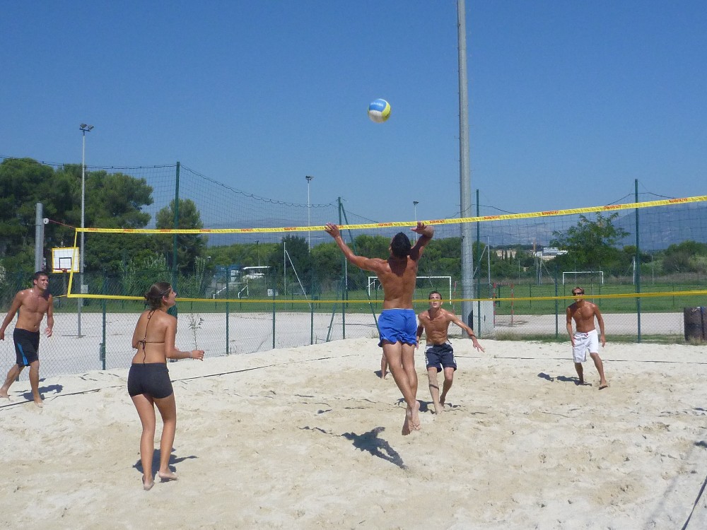 gal/saison 2009-2010/second_tournoi_beach/P1040548.JPG
